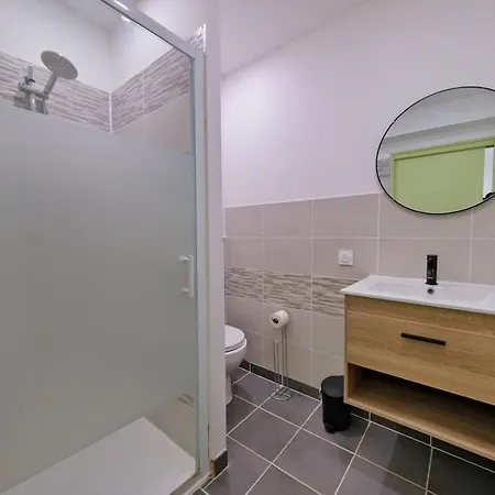 The Remois Triplex Apartment Reims