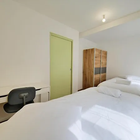 Apartment The Remois Triplex Reims